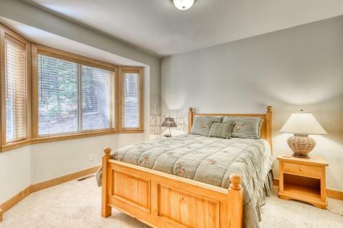 Agate Road Retreat