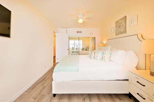 Cb-244d Ocean Point Carlsbad 3 Units