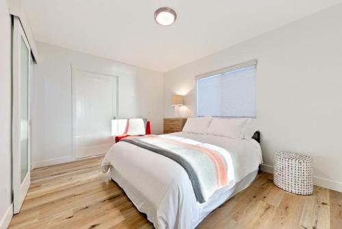 Cb-395b - Carlsbad Village Haven - Unit B