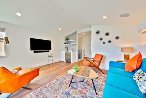 Cb-175 - New Contemporary Tamarack Resort