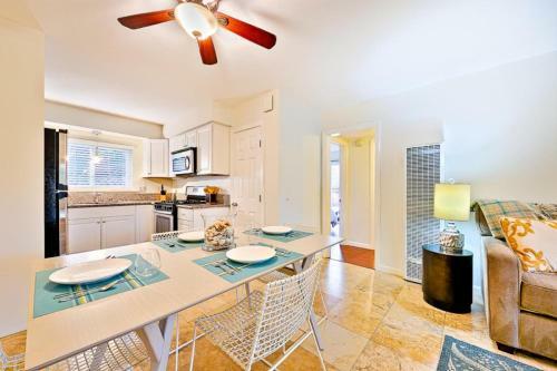 Cb-210c - Acacia Seabreeze Condo Compound