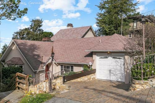 Carmel 4 Bedroom 4 Bath With Panoramic Pacific Views