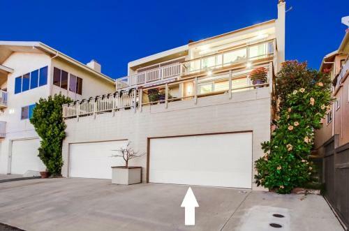 Panoramic Ocean Views, Walk To Beach, Ac, 2 View Decks