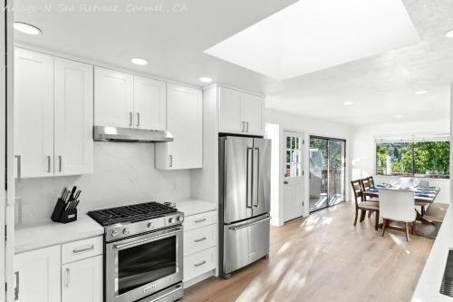 Newly Remodeled 4 Bed 3 Bath Close To Town And Beach