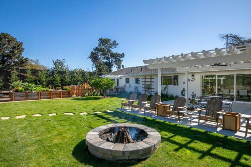 Fully Updated Three Bedroom Home With Hot Tub