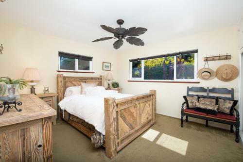 Oceanfront Gem - Fire Pit - Walk To Terra Mar Beach Home