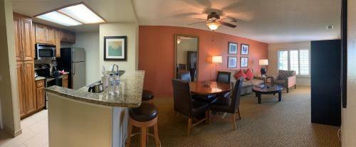 Hotel Desert Oasis Welk Resorts
