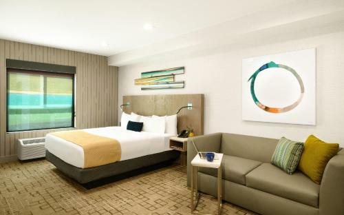 Ayres Hotel San Diego South - Chula Vista