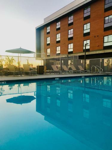 Ayres Hotel San Diego South - Chula Vista