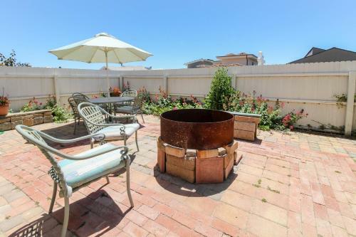 Cayucos Beach Estate