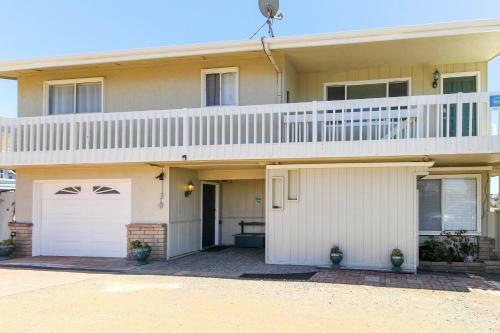 Cayucos Beach Estate