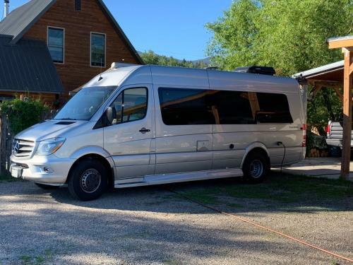 Mercedes Sprinter Galleria 24'