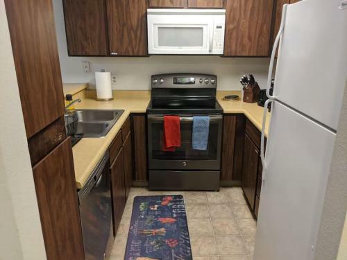 Comfortable And Convenient 2 Bedroom Hideaway