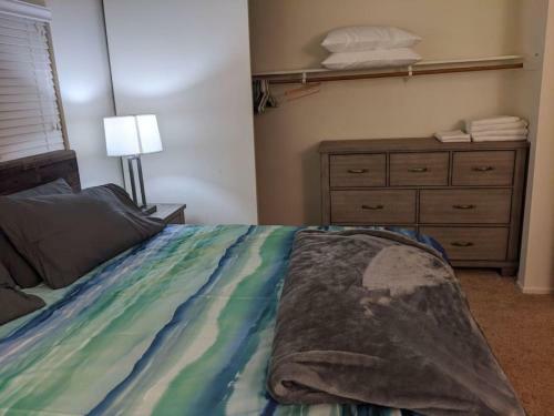 Comfortable And Convenient 2 Bedroom Hideaway