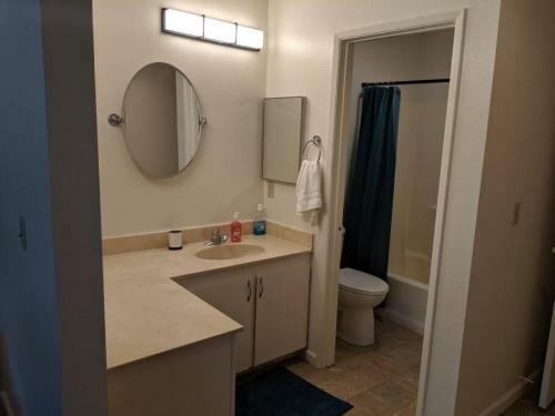 Cozy 2 Bedroom Space With Patio And Hot Tub