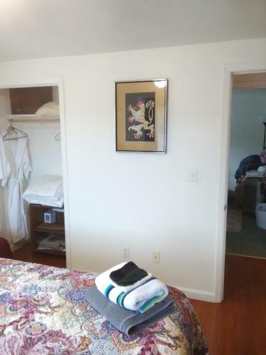 Lakeside Hostel & Guest House