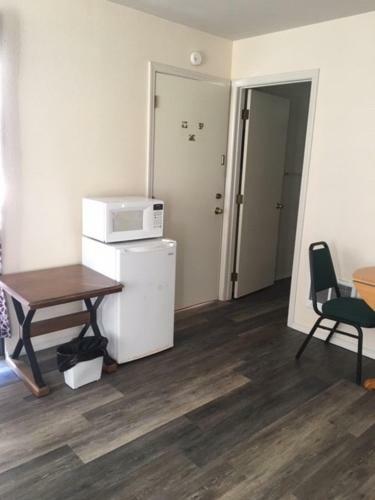 Redwood Meadows Rv Resort
