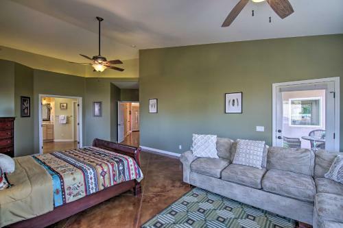 House With Mountain Views - 13 Mi To Dt Palm Springs