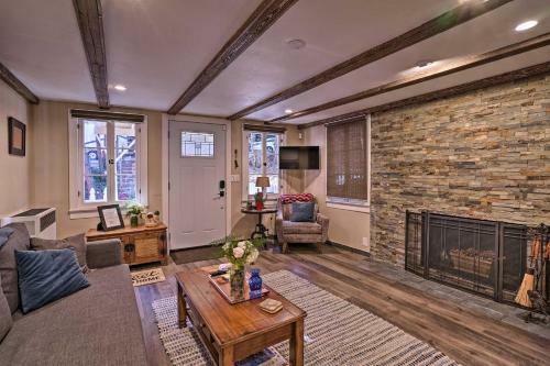 Cozy, Pet-friendly Mtn Cabin About 1 Mi To Lake Gregory