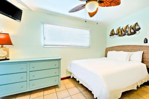 Dp-173-beach Front Relaxation II