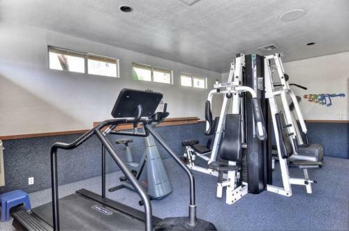 Dp-14a - Ritz Point Condo