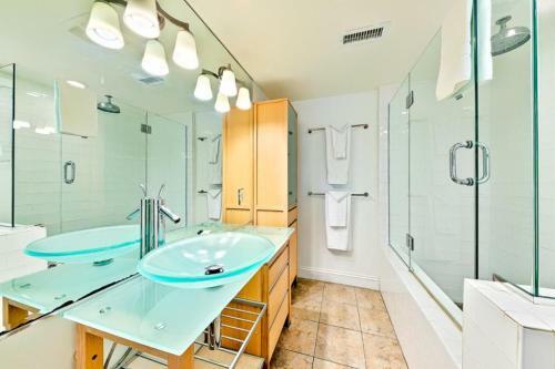 Dp-087b - Tommy Bahama Beach Rd II