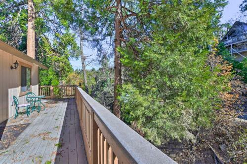 Cabin With Pool Table Less Than 1 Mi To Lake Gregory!