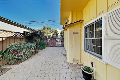 2711saub Cottage