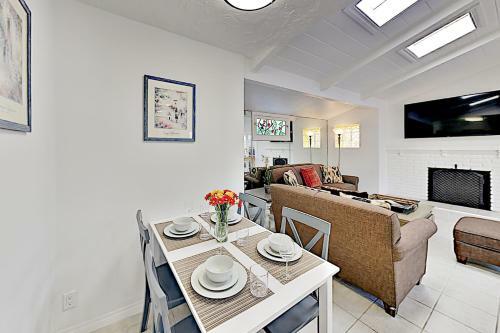 2711saub Cottage
