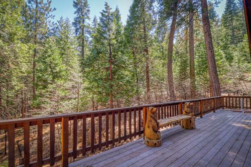 4 Bed 3 Bath Vacation Home In Dorrington