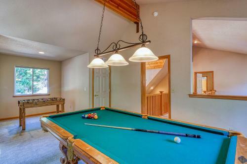4 Bed 3 Bath Vacation Home In Dorrington