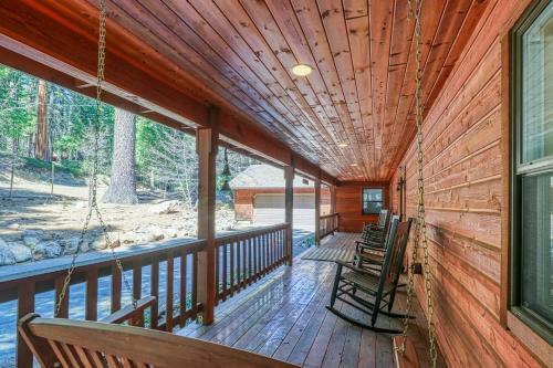 4 Bed 3 Bath Vacation Home In Dorrington