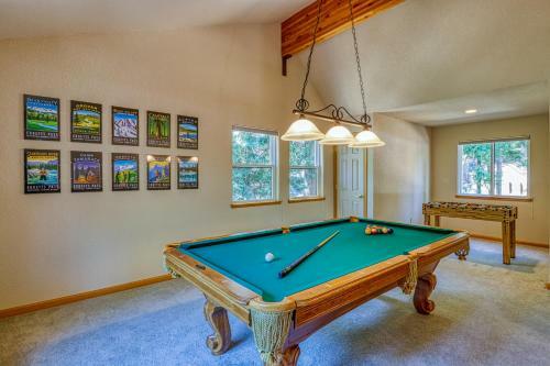 4 Bed 3 Bath Vacation Home In Dorrington