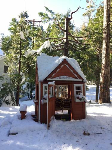 Carriage House At Yosemite