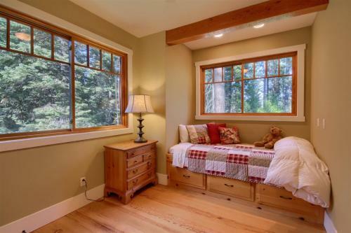 Aspen House In Fish Camp