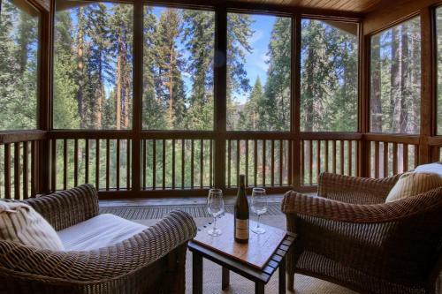 Aspen House In Fish Camp
