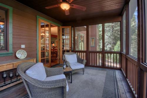 Aspen House In Fish Camp