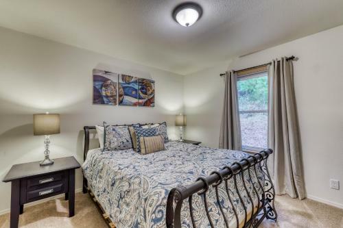 Hillcrest Hideaway