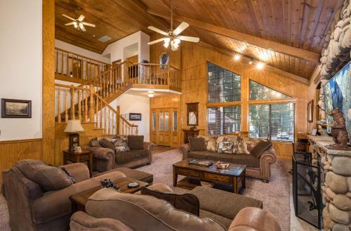 Rock Front Lodge