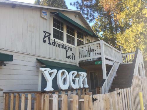 Hotel Echo Adventure's Yosemite Basecamp