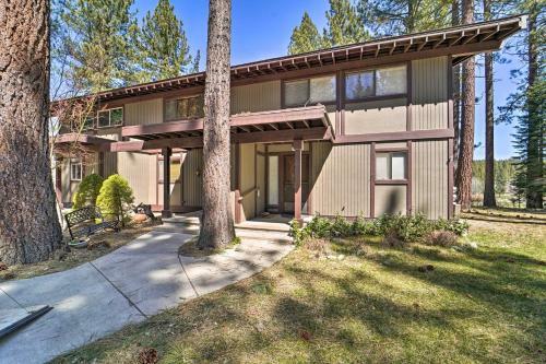 Quiet Home With Graeagle Meadows Golf Course View!
