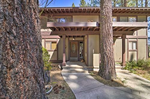 Quiet Home With Graeagle Meadows Golf Course View!
