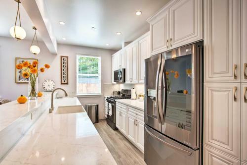 Glen Ellen House With Hot Tub, Walk To Wineries!