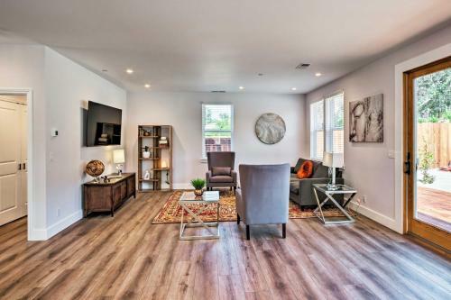 Glen Ellen House With Hot Tub, Walk To Wineries!