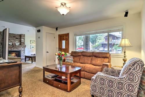 Wine Country Retreat At Private Creekside House!
