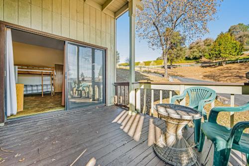 Tee Time Terrace