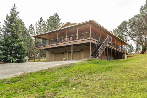 Rock Canyon Lodge