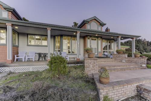 Hilton House Home