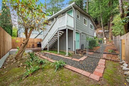 Wanderlust Cottage