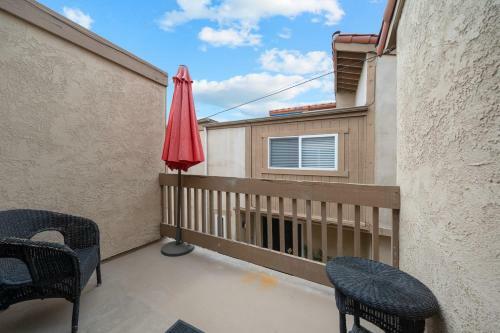 Steps To The Sand And Main Street 4br